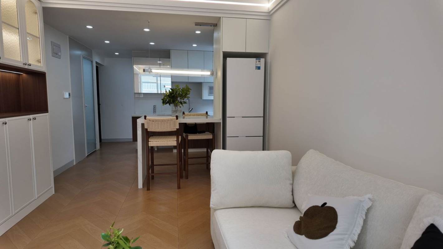 Housing image — Living Room