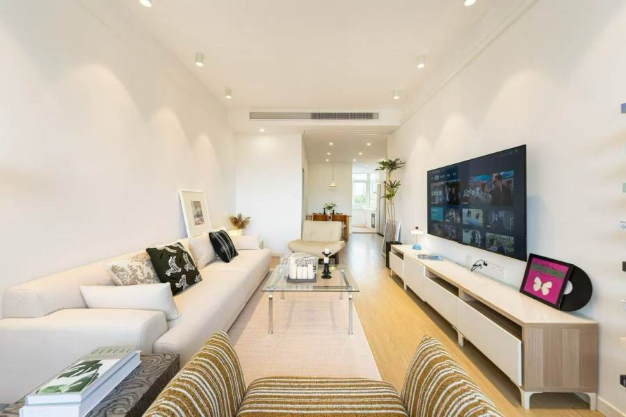 Housing image — Living Room