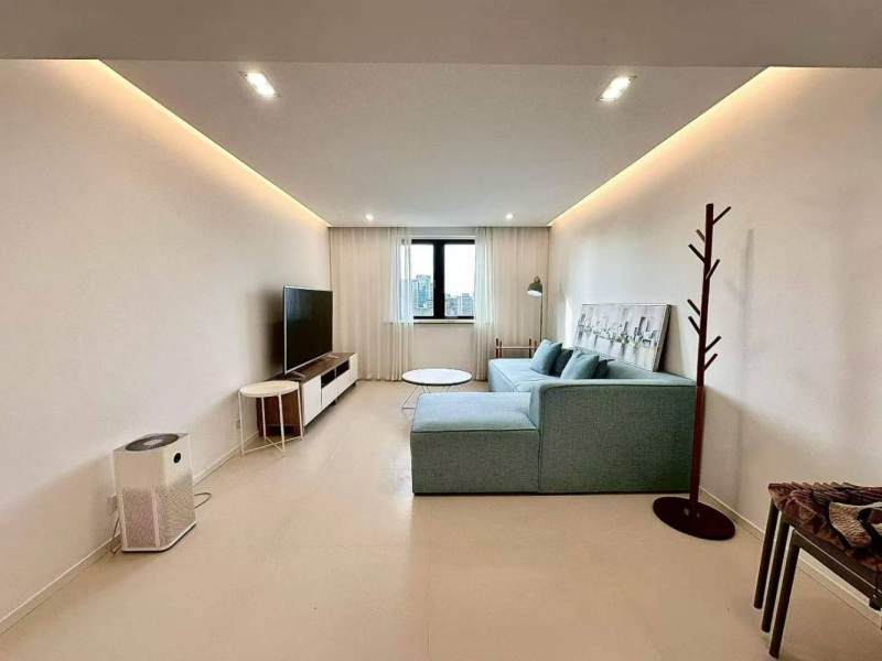 Housing image — Living Room