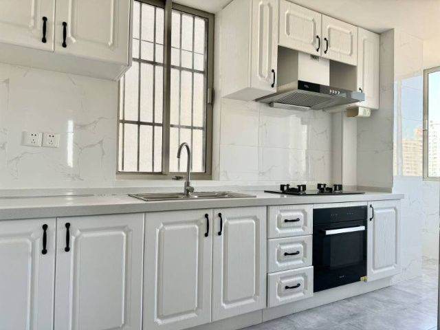 Housing image — Kitchen