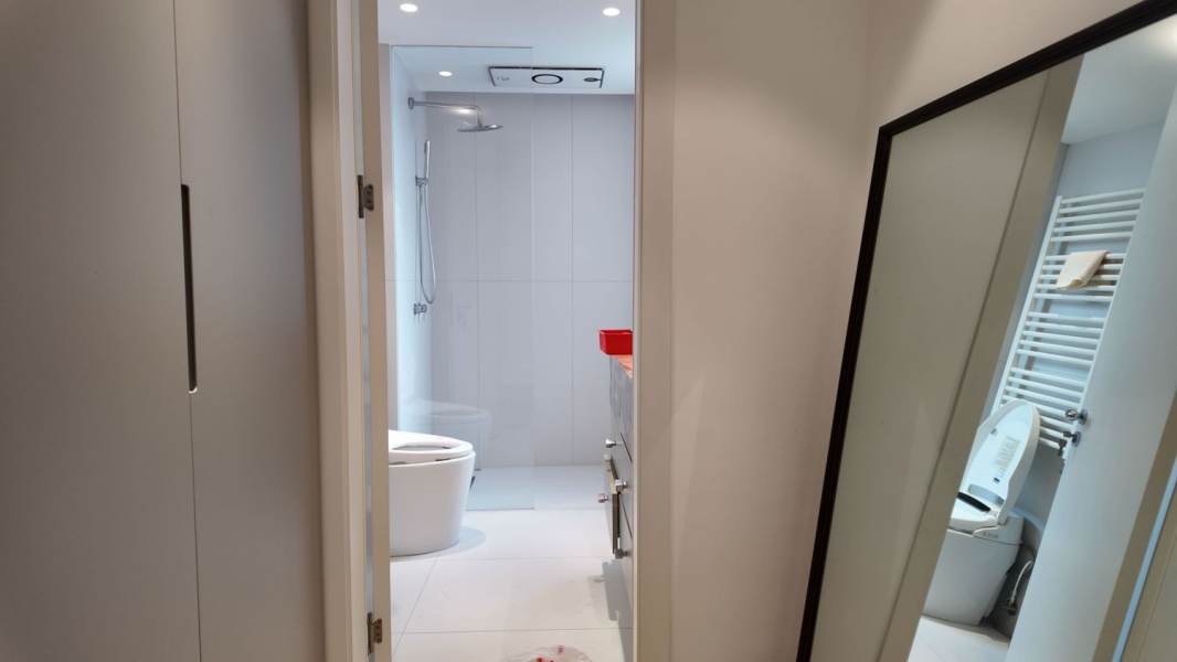 Housing image — Bathroom