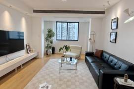 4BR Apartment near Zhongshan Park