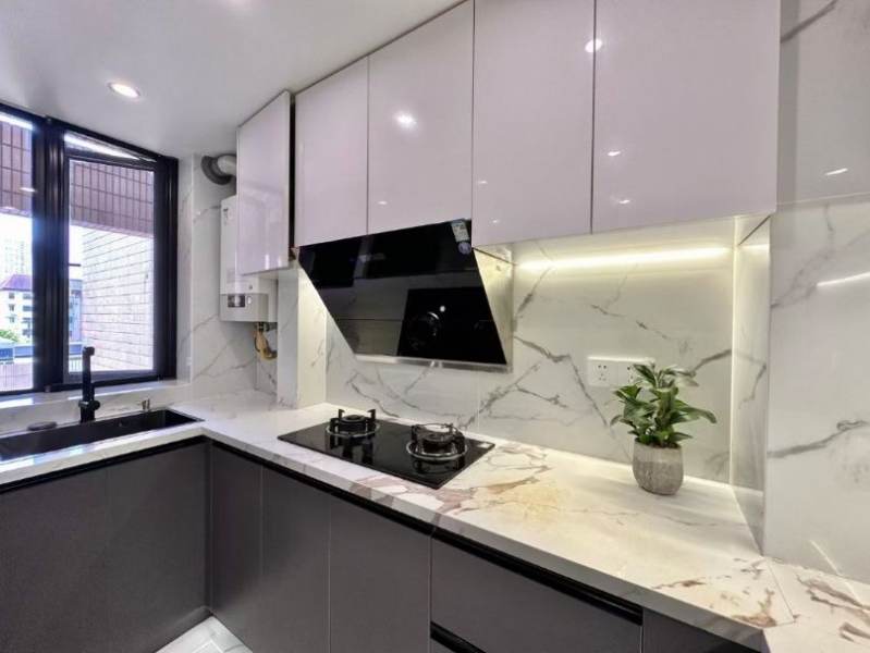 Housing image — Kitchen