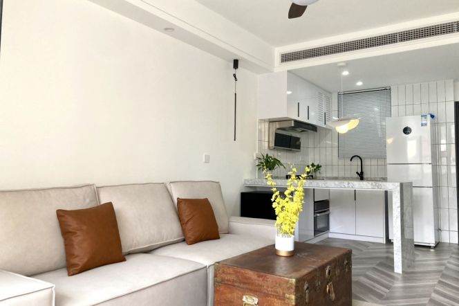 Spacious 1BR Apartment near Luwan Stadium (L9/L12)