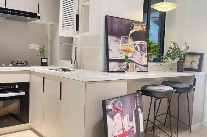 2BR Apartment near Jiaotong University Metro (L10/L11)