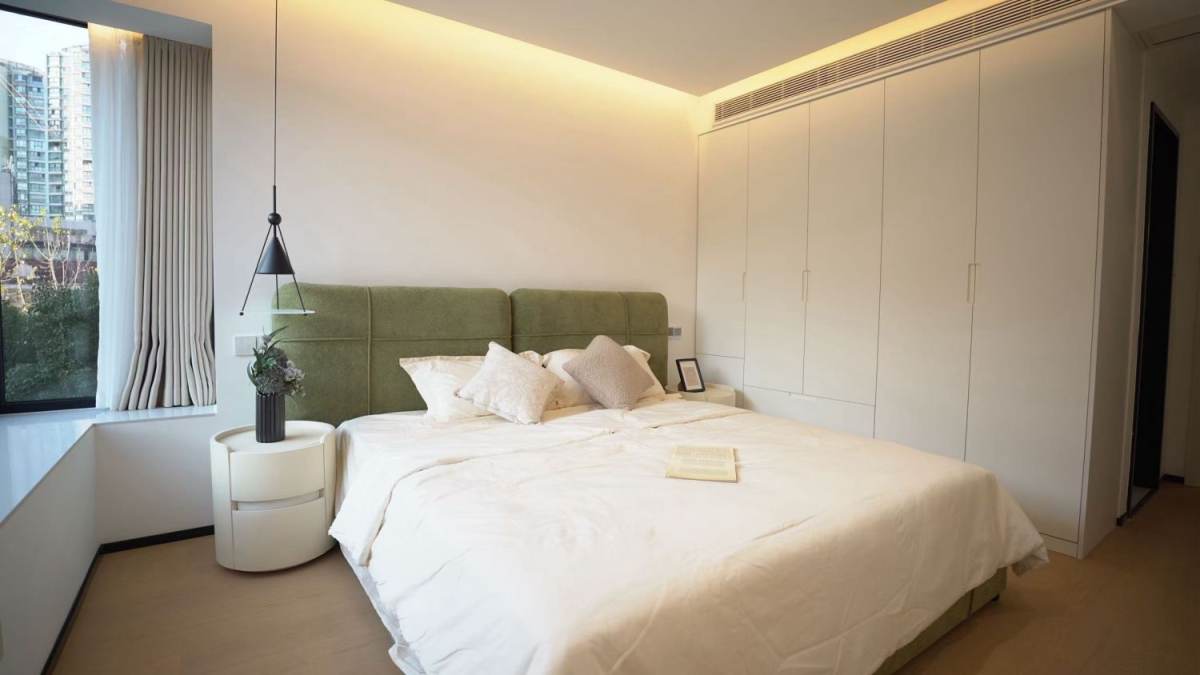 Housing image — Bedroom