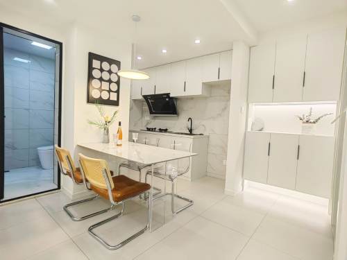 Housing image — Dining Area