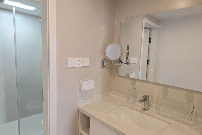 2BR Apartment near Jiaotong University Metro