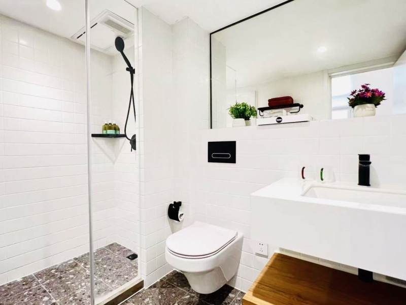 Housing image — Bathroom