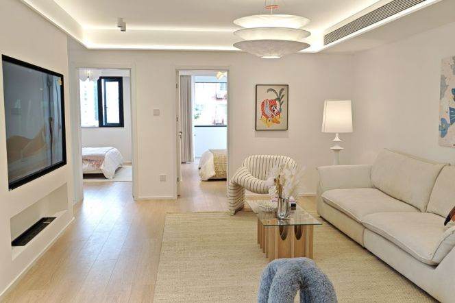2BR Apartment near Zhongshan Park (L2/L11)