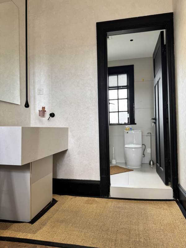 Housing image — Bathroom