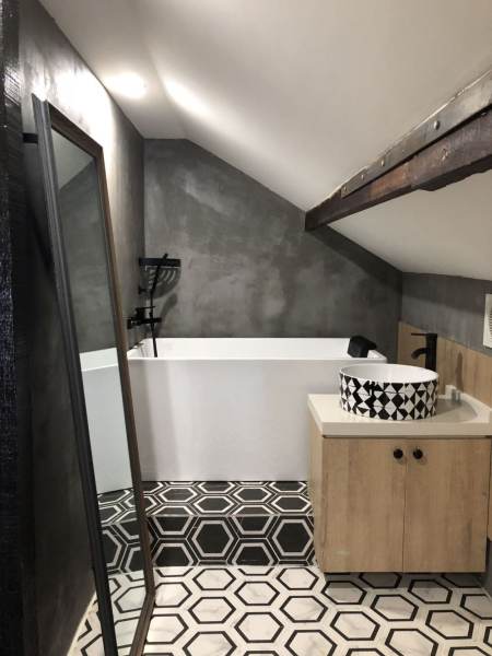 Housing image — Bathroom