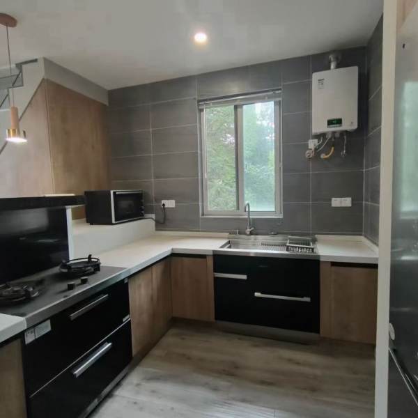 Housing image — Kitchen