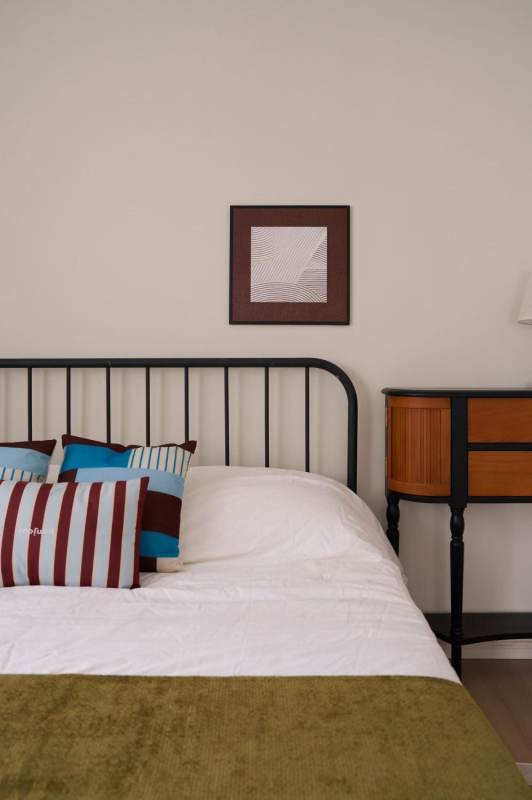 Housing image — Bedroom