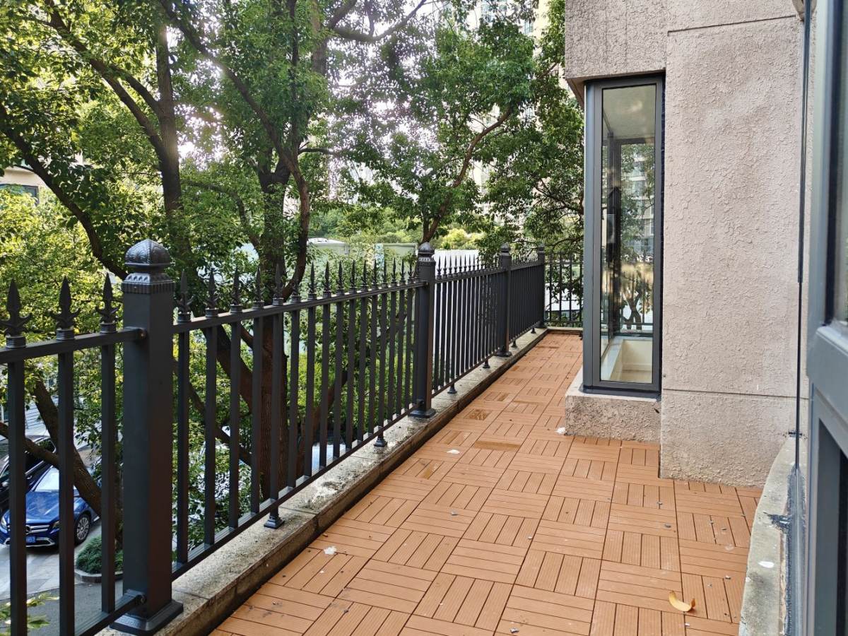 Housing image — Terrace
