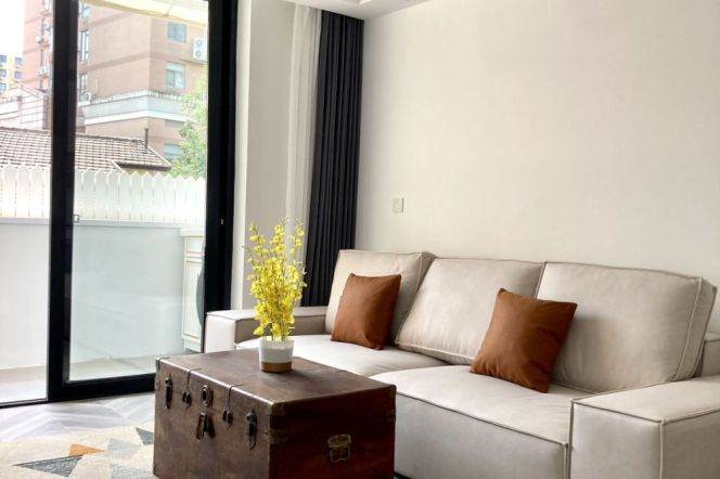 Spacious 1BR Apartment near Luwan Stadium (L9/L12)