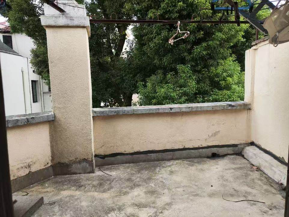 Housing image — Terrace