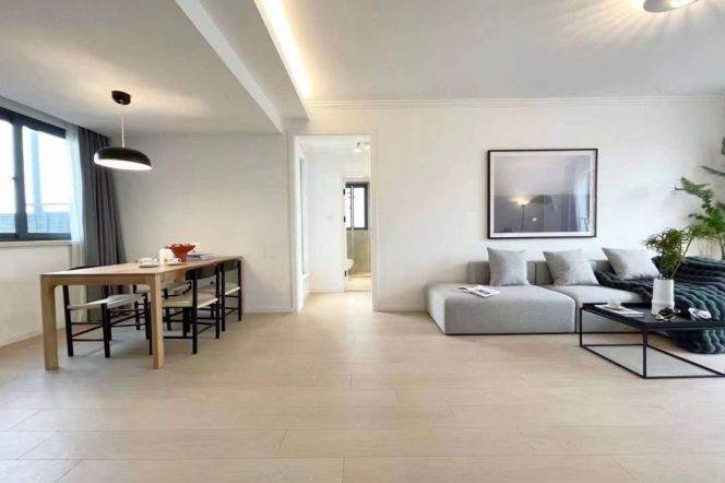 High-Floor 2BR Apartment at One Park Avenue