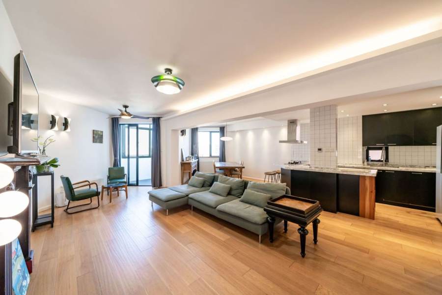 Housing image — Living Room