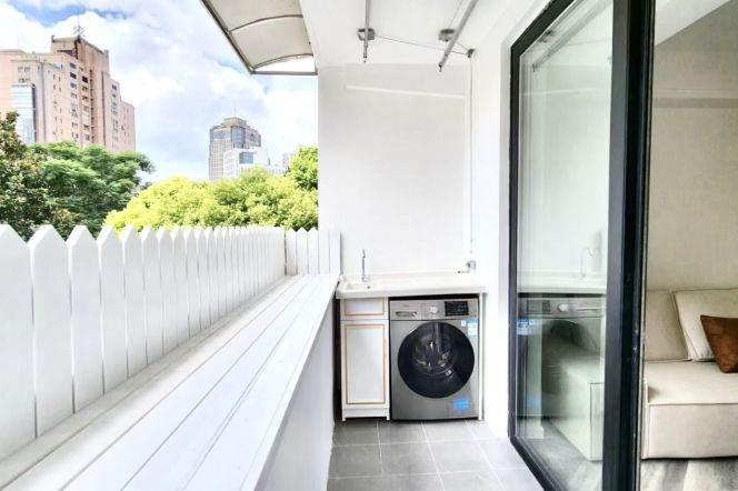 Spacious 1BR Apartment near Luwan Stadium (L9/L12)