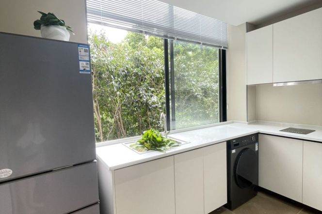 1BR Apartment near West Yan'An Rd Metro