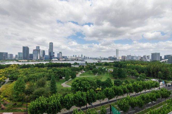 4BR Apartment in Houtan with River View
