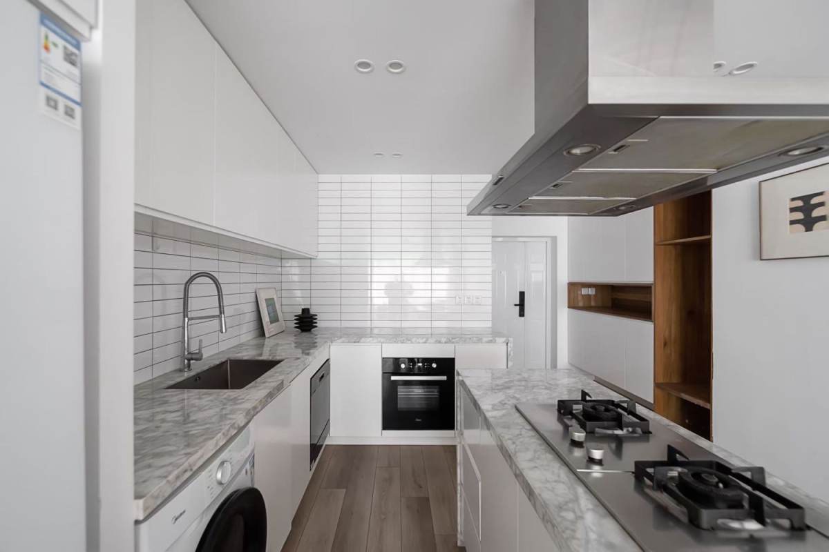 Housing image — Kitchen