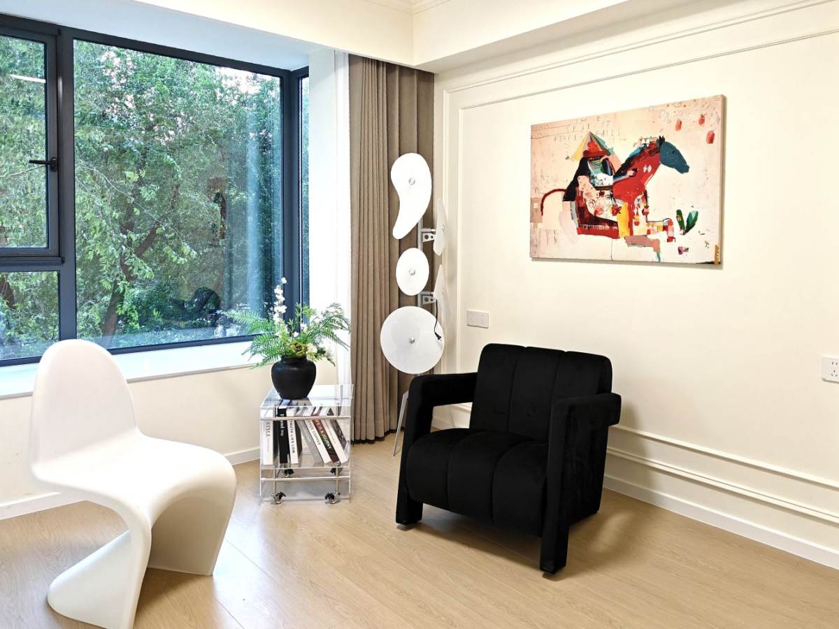 Housing image — Bedroom