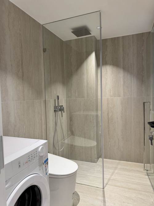 Housing image — Bathroom