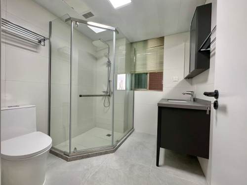 Housing image — Bathroom
