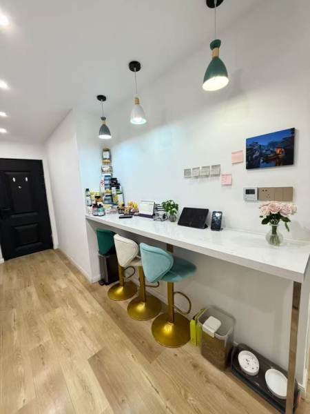 Housing image — Dining Area