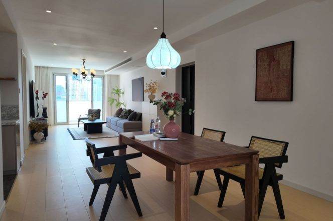 3BR Apartment in Jing'an