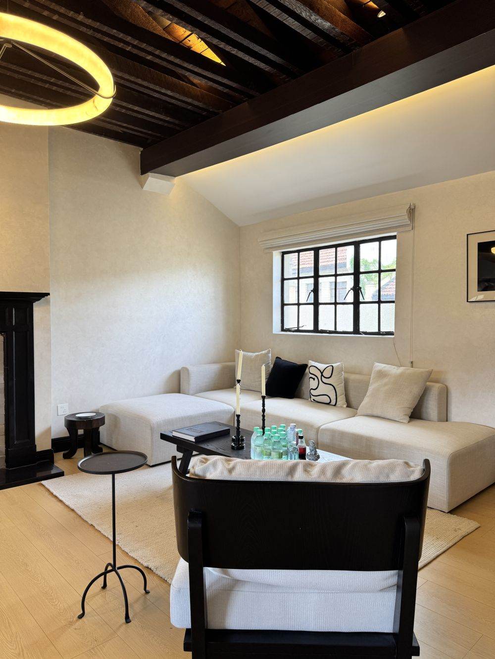 Housing image — Living Room