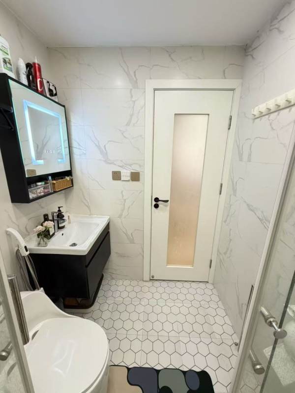 Housing image — Bathroom