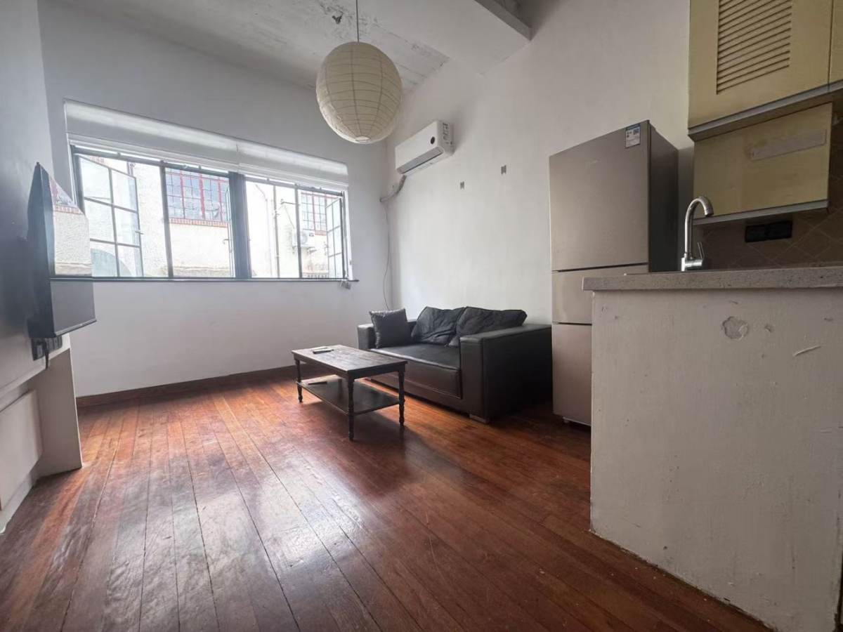 Housing image — Living Room