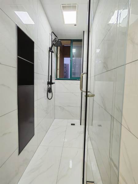 Housing image — Bathroom