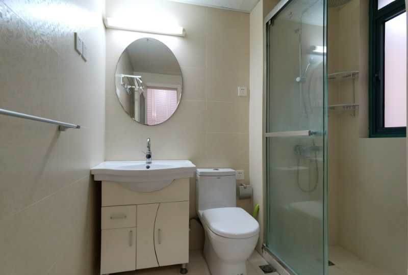 Housing image — Bathroom