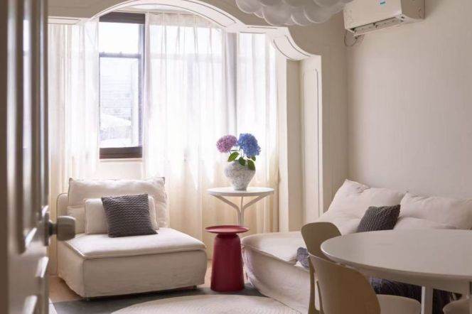 1BR Apartment in Xujiahui (L1/L9/L11)