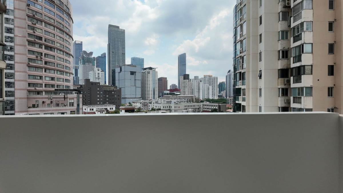 Housing image — Balcony