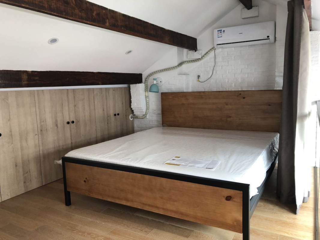 Housing image — Bedroom