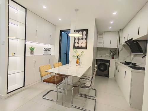 Housing image — Dining Area