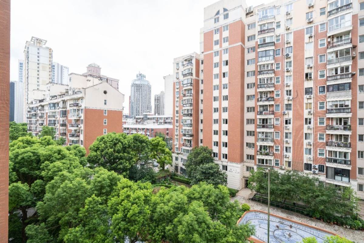 Housing image — View