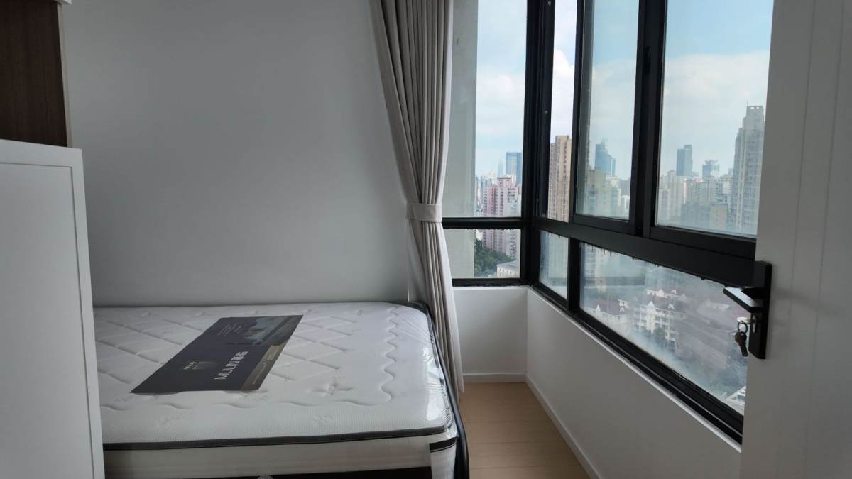 Housing image — Bedroom