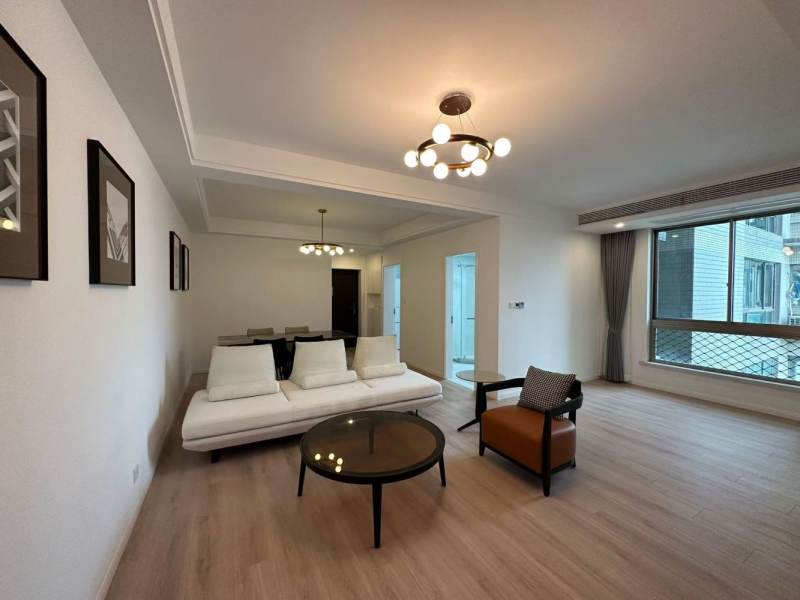 Housing image — Living Room