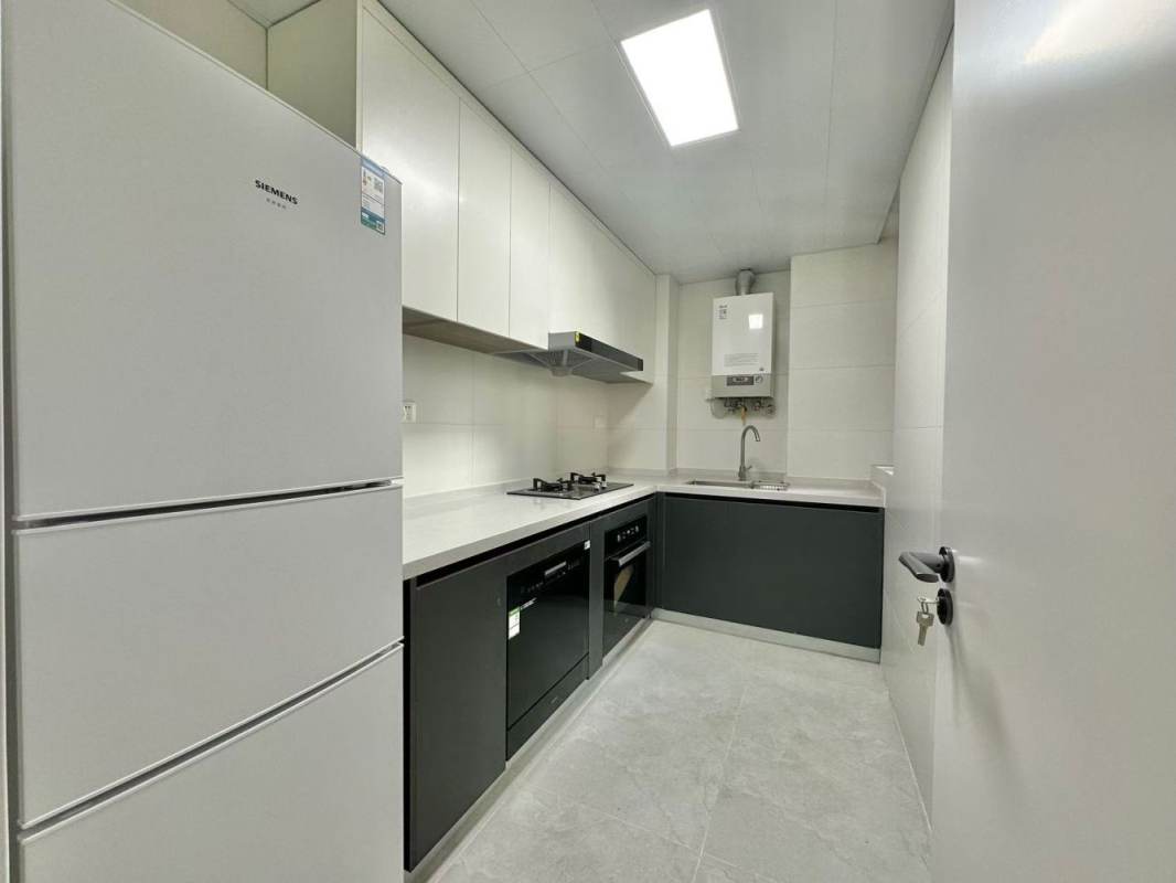 Housing image — Kitchen