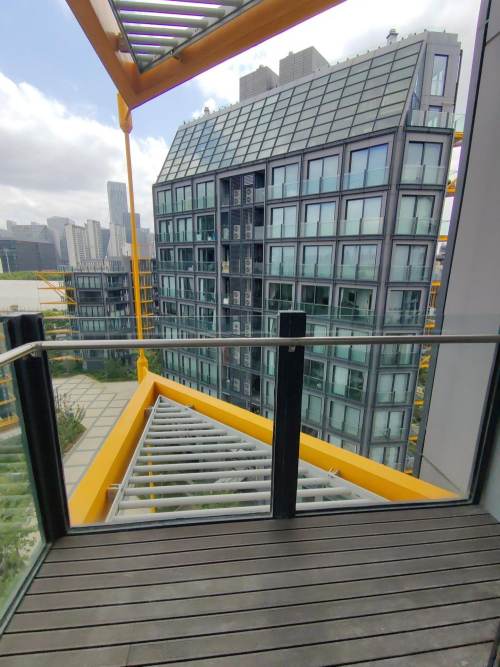 Housing image — Balcony