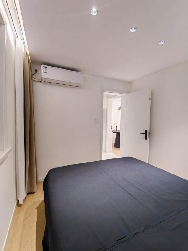 Housing image — Bedroom