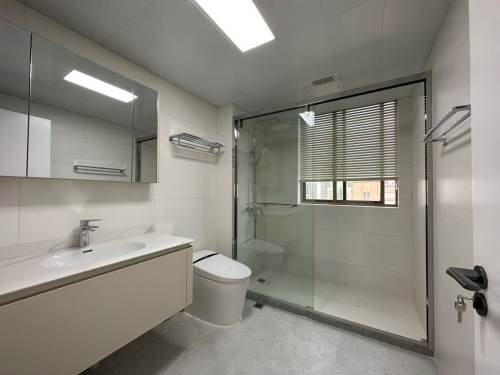 Housing image — Bathroom