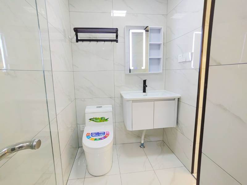 Housing image — Bathroom