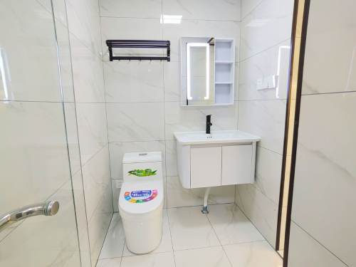 Housing image — Bathroom